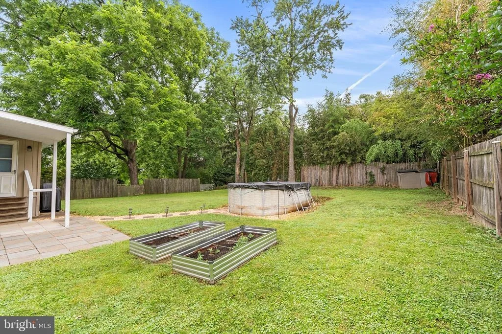 Photo of 14 GIBBONS BOULEVARD