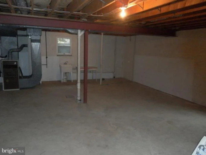 Photo of 6216 SEBRING DRIVE