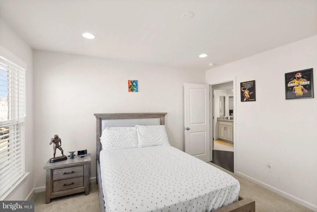 Photo of 23491 EPPERSON SQUARE