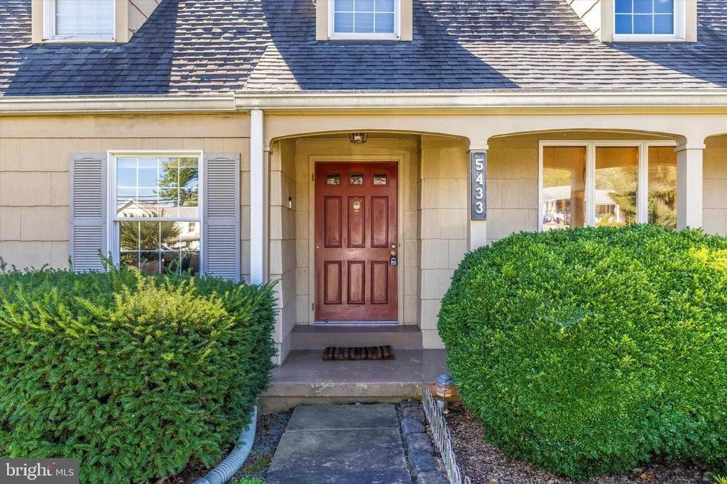 Photo of 5433 SHOOKSTOWN ROAD
