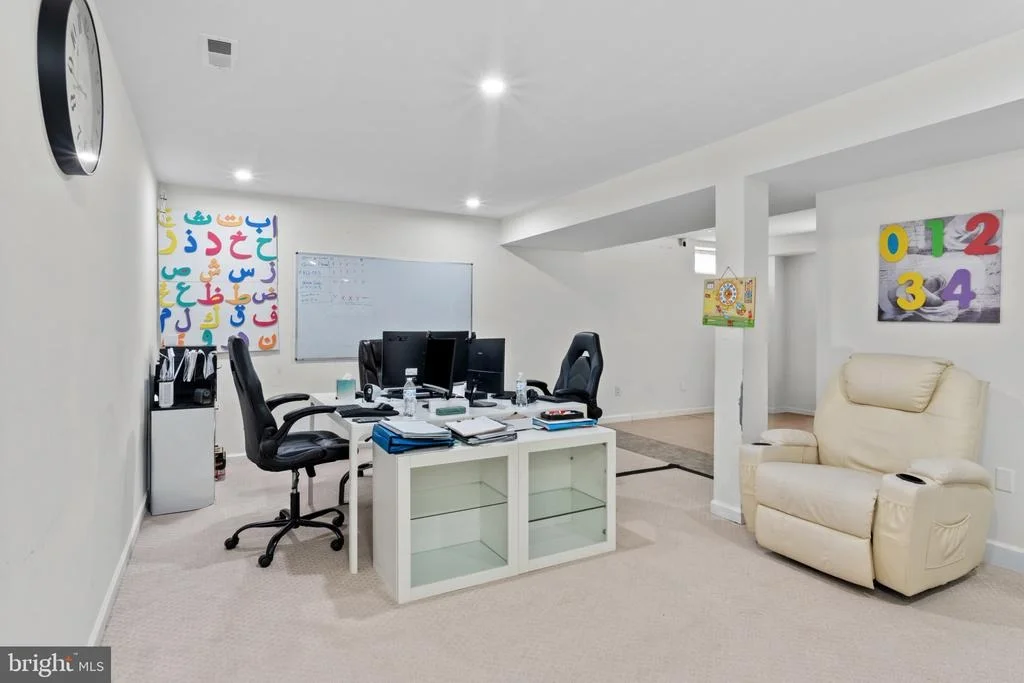 Photo of 33 JADE DRIVE