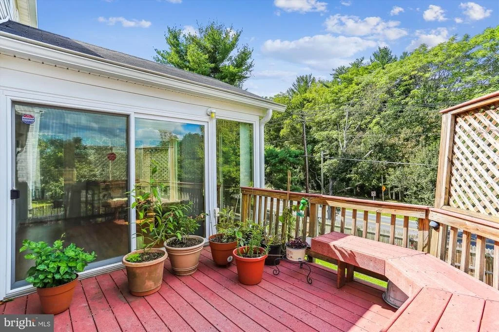 Photo of 927 POINTER RIDGE DRIVE