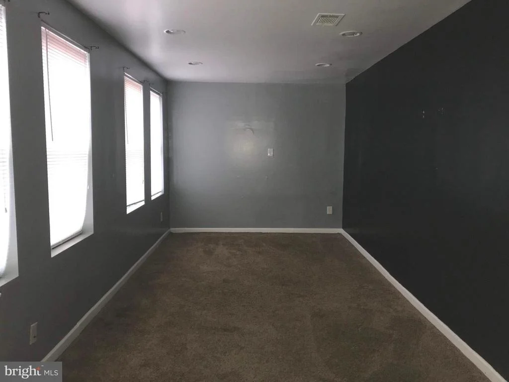 Photo of 1811 CLARK PLACE