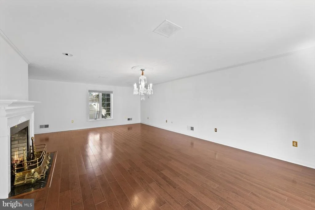 Photo of 20340 SILVER LAKE DRIVE