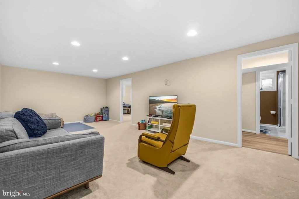 Photo of 5109 KING DAVID BOULEVARD