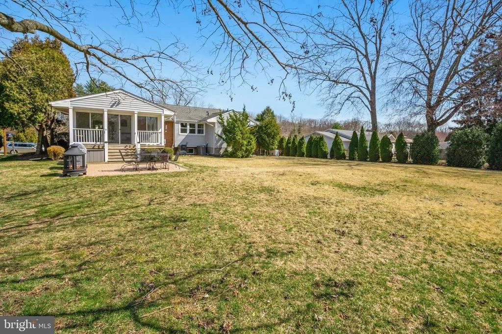 Photo of 2601 REDMILES DRIVE