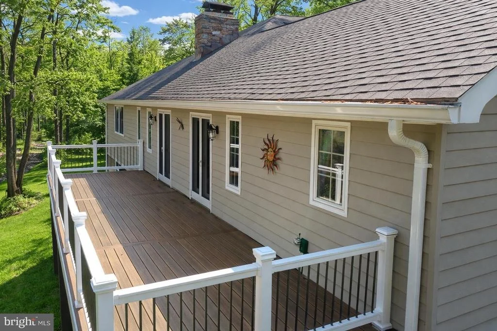 Photo of 901 NAVY ROAD