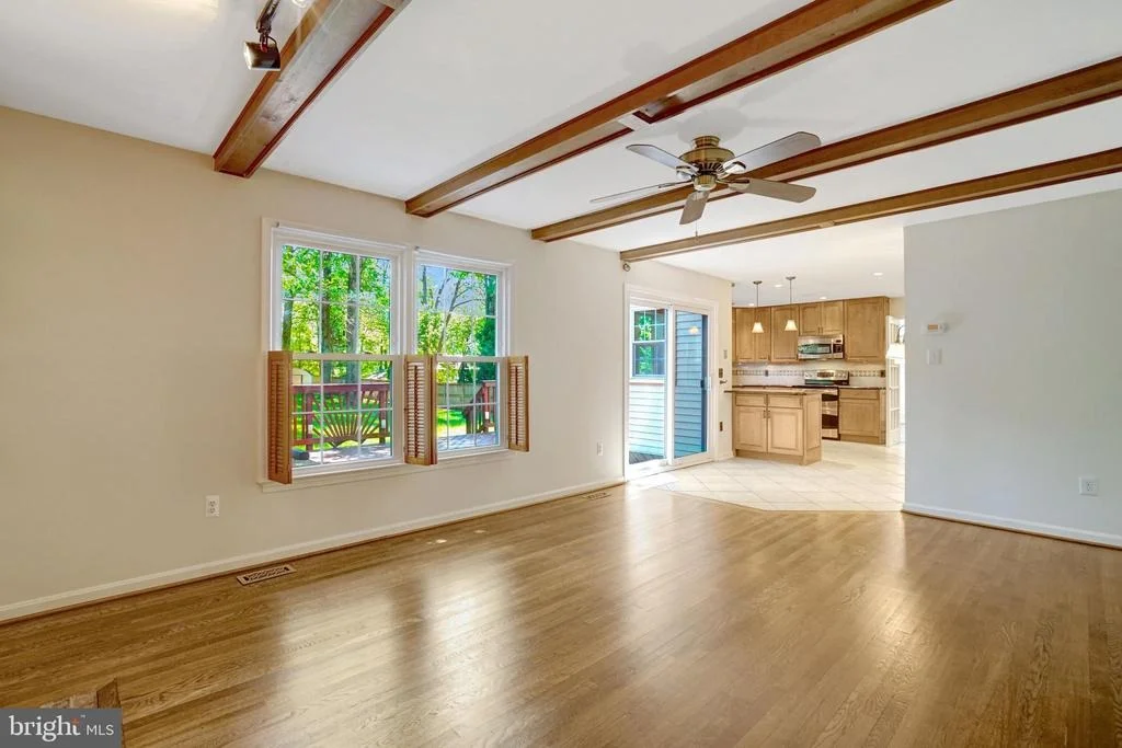 Photo of 8517 ELECTRIC AVE