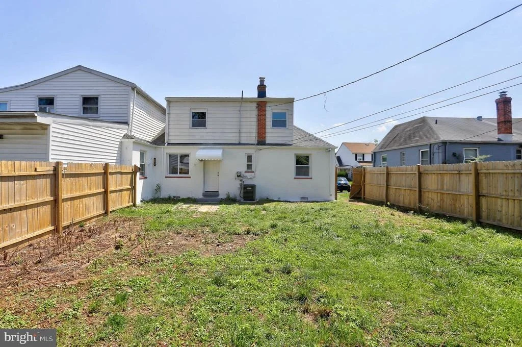 Photo of 416 MEADOW ROAD