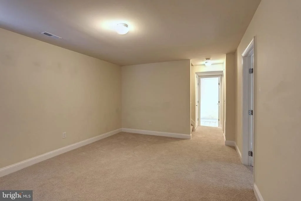 Photo of 8218 LEXINGTON DRIVE