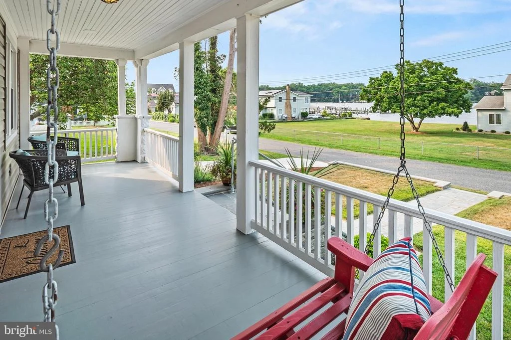 Photo of 208 EDGEWATER DRIVE