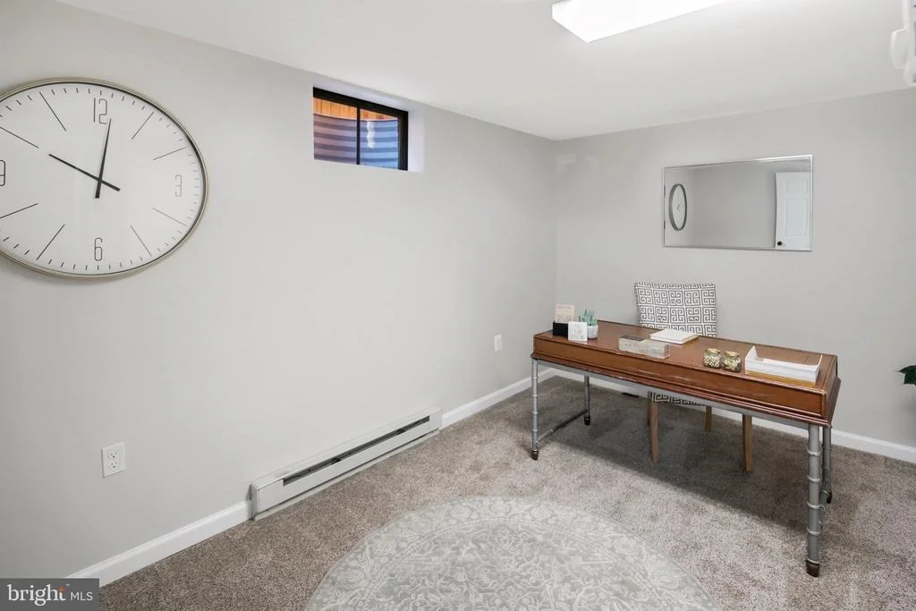 Photo of 5 PETERS LANE