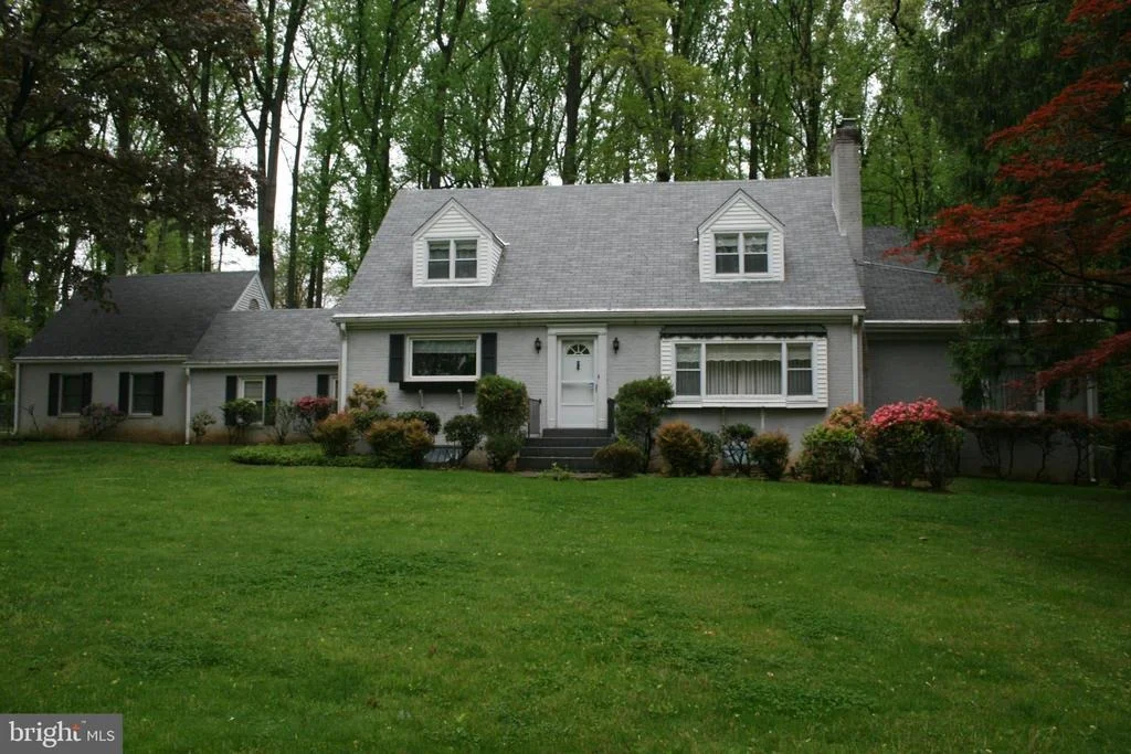 Photo of 916 COPLEY LANE