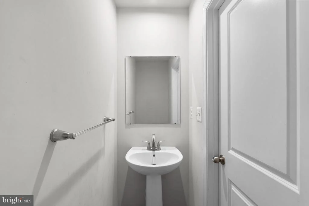 Photo of 1122 BROOKE ROAD