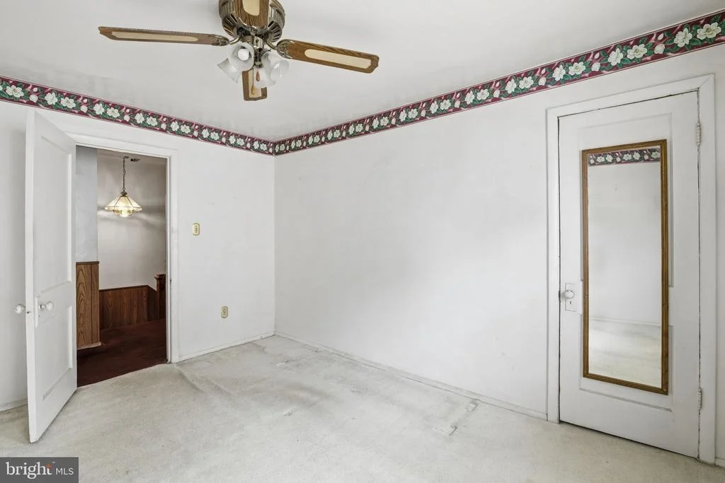 Photo of 6 CHESLEY AVENUE