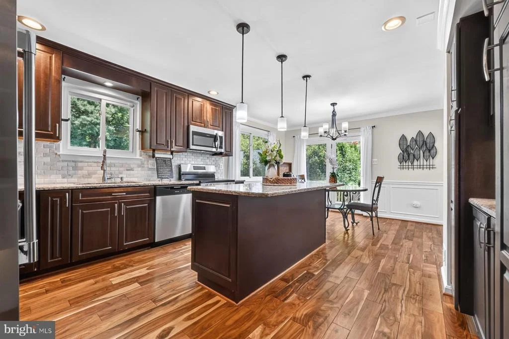 Photo of 8327 SAIL COURT
