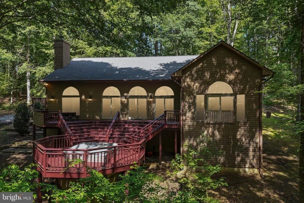 Photo of 810 GOVERNOR BRIDGE ROAD