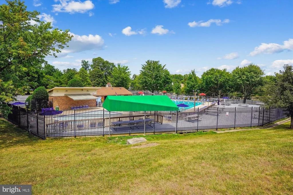 Photo of 3024 MEMORY LANE