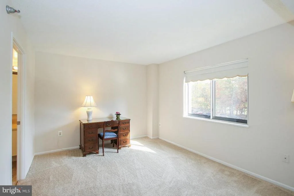 Photo of Unit 3201 at 15115 INTERLACHEN DRIVE