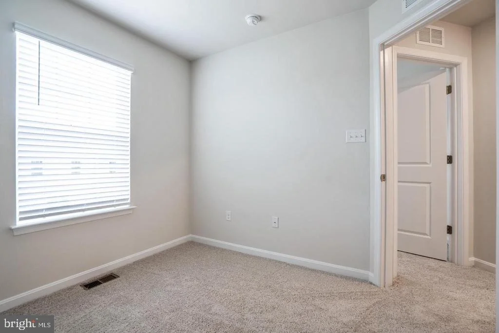 Photo of 9712 RUBY LOCKHART BOULEVARD