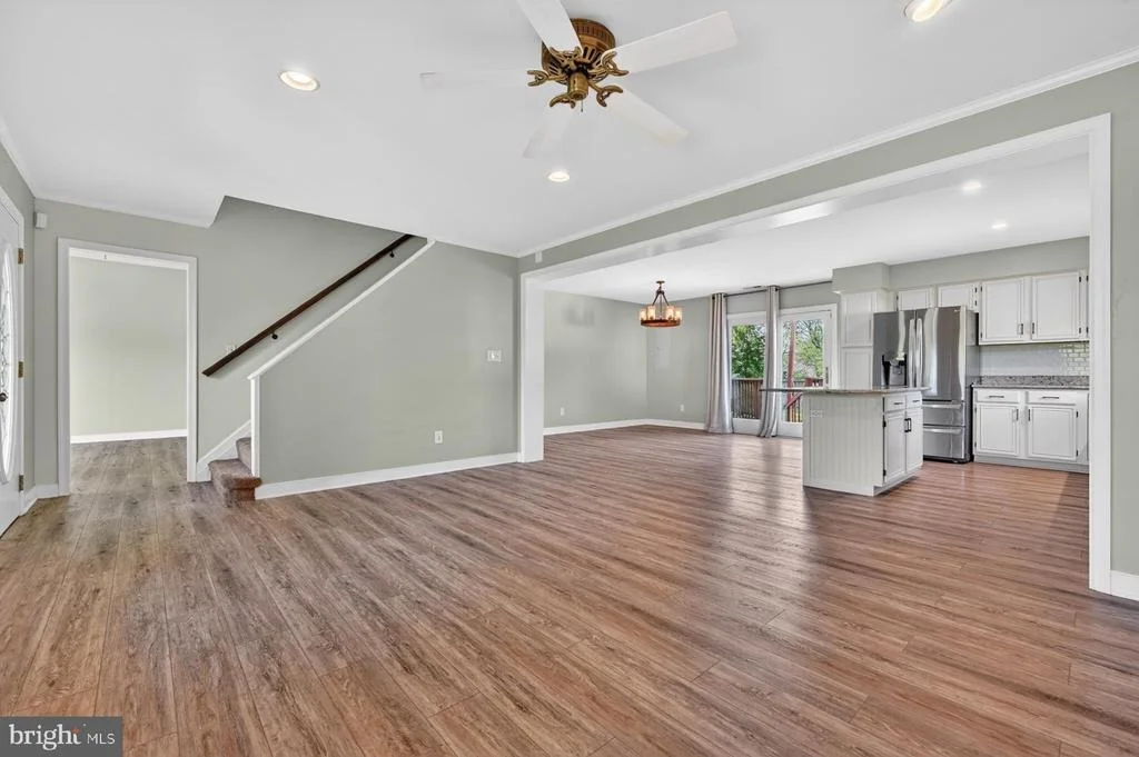 Photo of 1848 HARBOR DRIVE