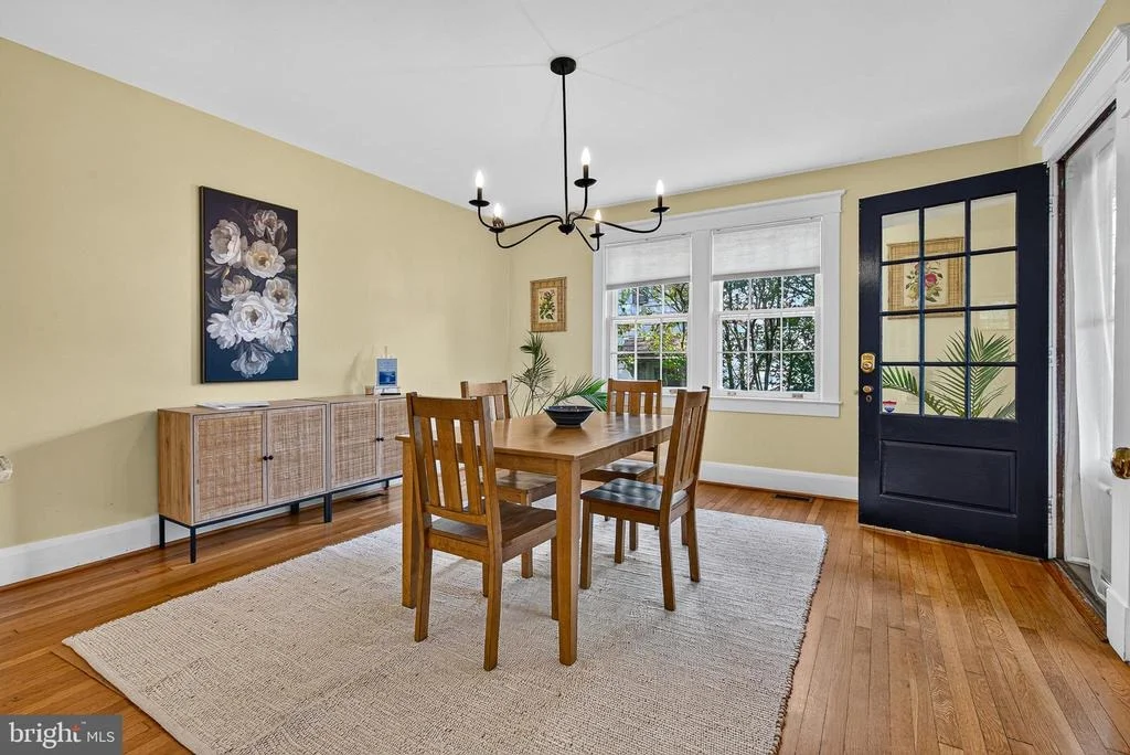 Photo of 322 SAINT DUNSTANS ROAD