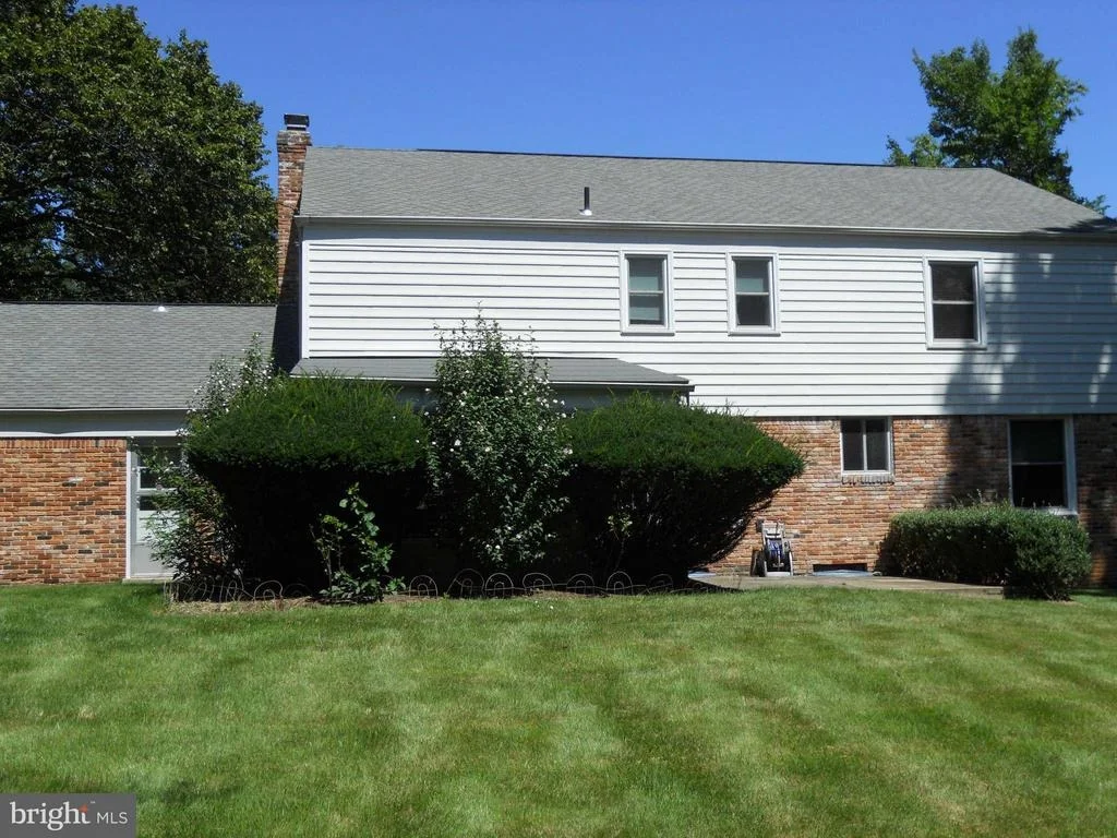 Photo of 8306 TUCKERMAN LANE