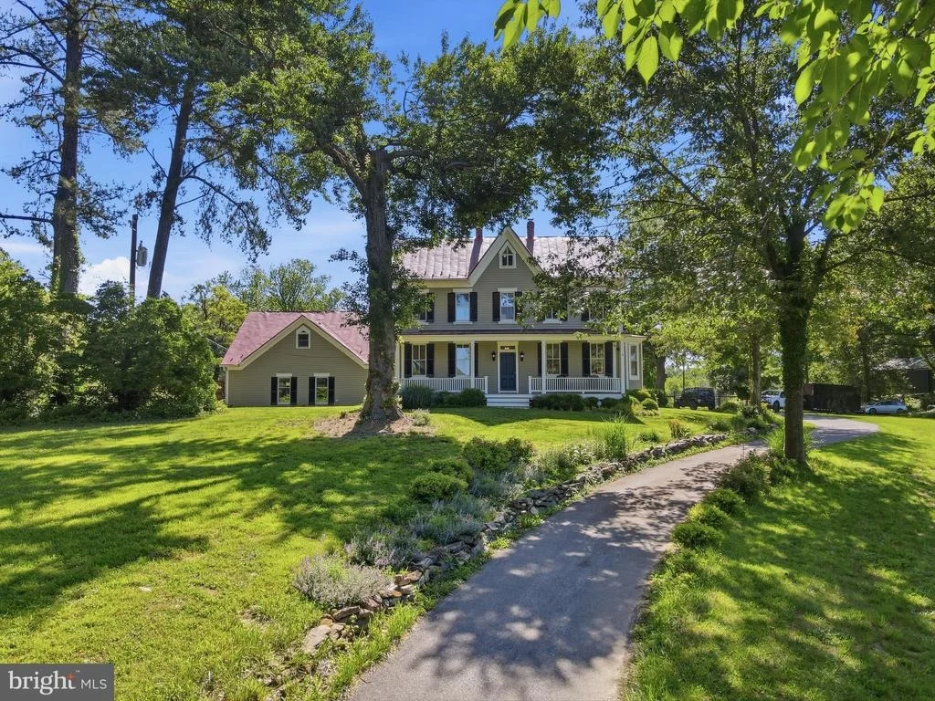 Photo of 15715 AVERY ROAD
