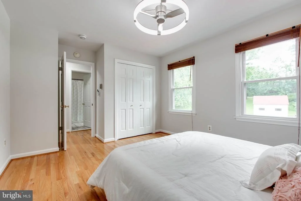 Photo of 8200 TYSON ROAD