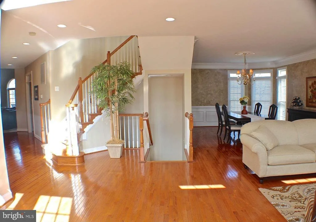 Photo of 24172 SPRING MEADOW CIRCLE