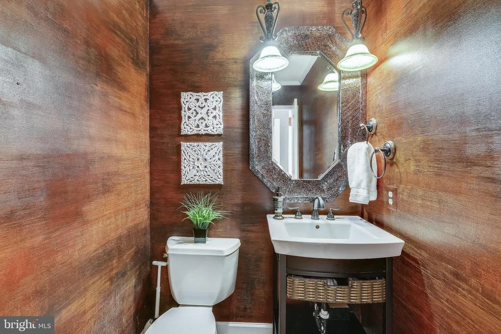 Photo of 22406 SWEETLEAF LANE