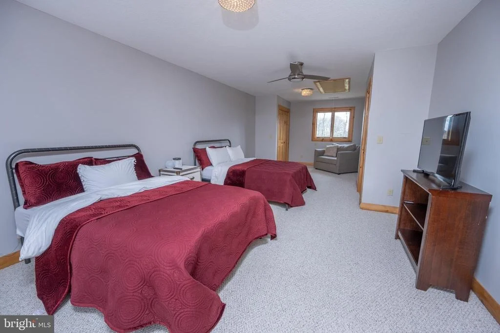 Photo of 276 SUNDANCE WAY