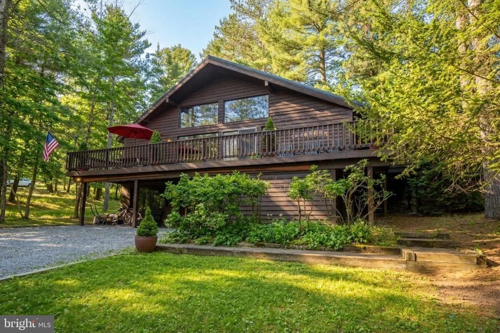 Photo of 11 VALLEY VIEW DRIVE