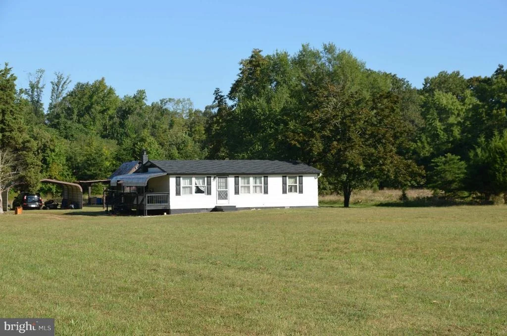 Photo of 6200 FENWICK ROAD