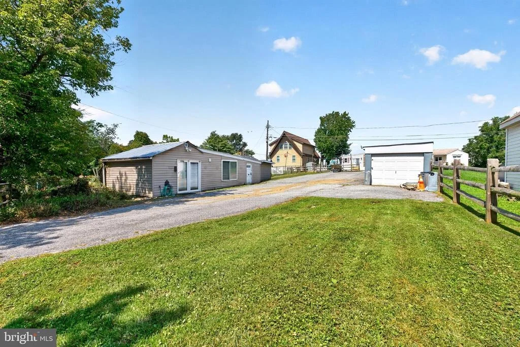 Photo of 3704 EDGEWATER PLACE