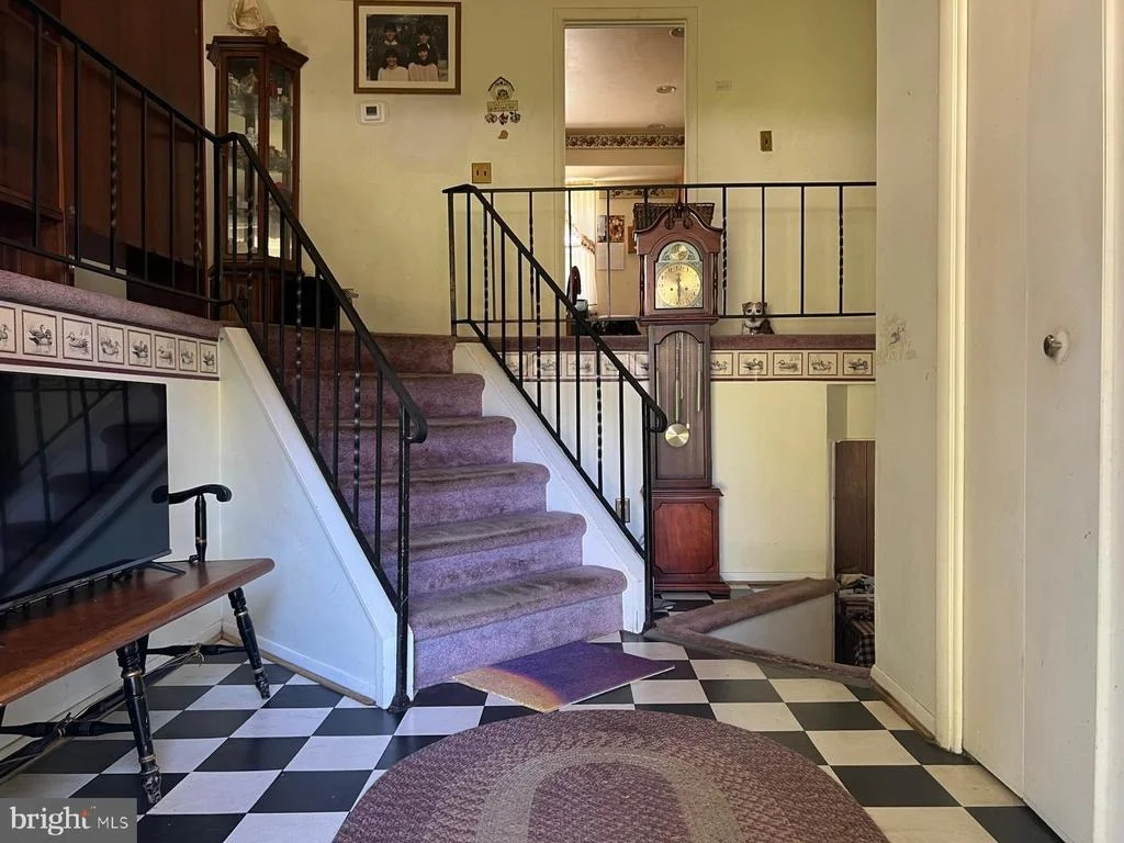 Photo of 2505 JONATHAN ROAD