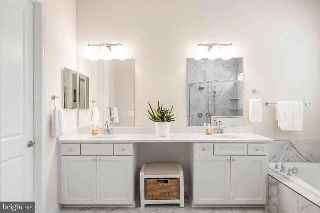 Photo of 23298 BOURBON CIRCLE