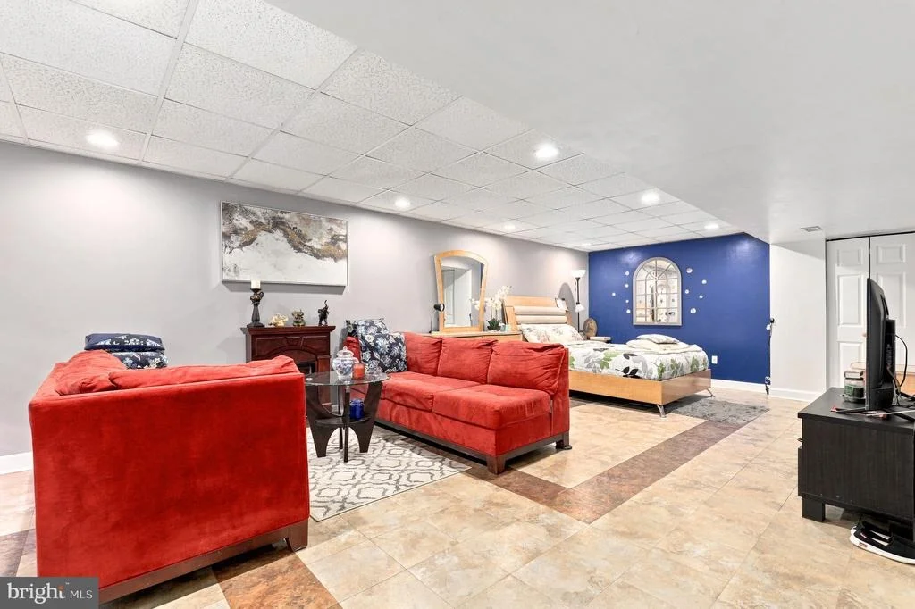 Photo of 6405 IVY SPRING ROAD
