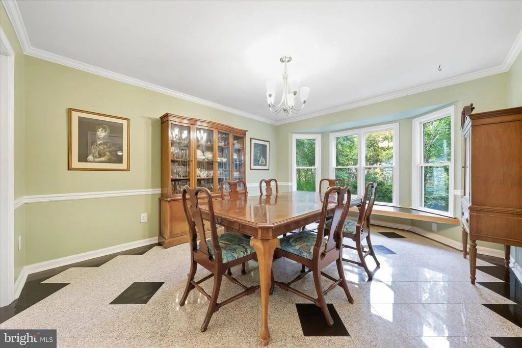 Photo of 9005 SHADYBROOK DRIVE