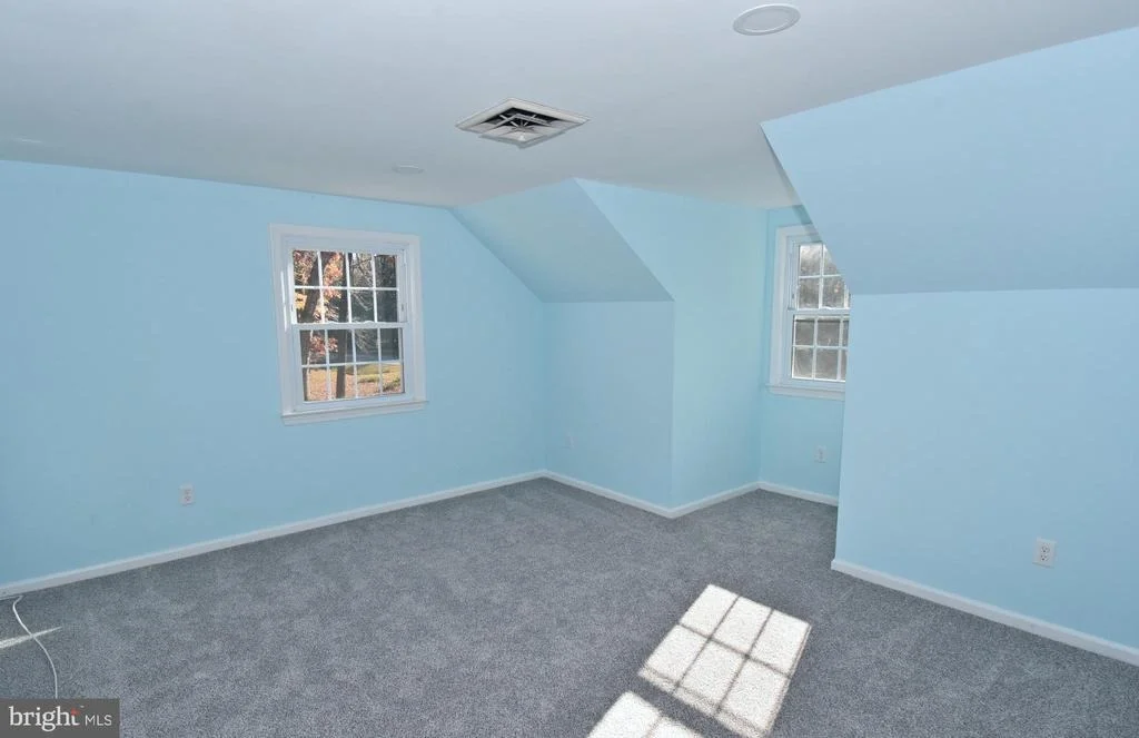 Photo of 4011 GROSSE POINT DRIVE