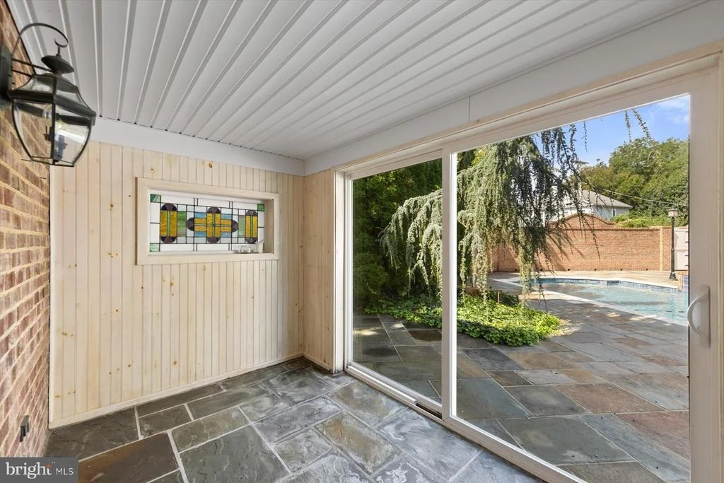 Photo of 20340 SILVER LAKE DRIVE