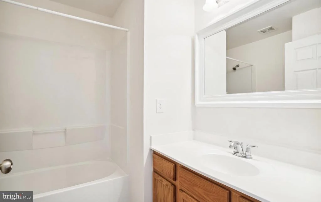 Photo of 116 HARLAN LOOP