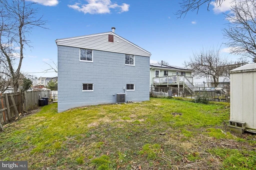Photo of 610 IVYLEAF AVENUE