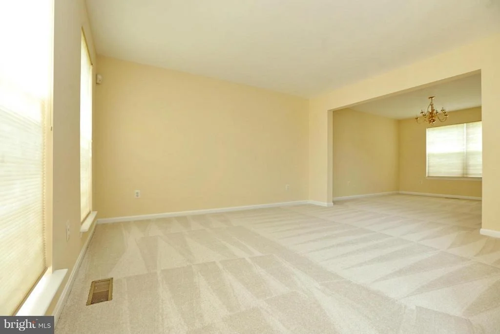 Photo of 2348 HAMPTON DRIVE