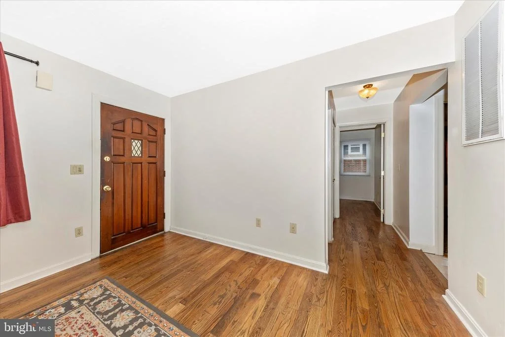 Photo of 502 MILITARY ROAD
