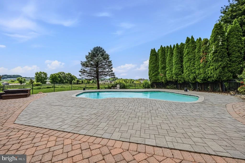 Photo of 264 REGENT CIRCLE
