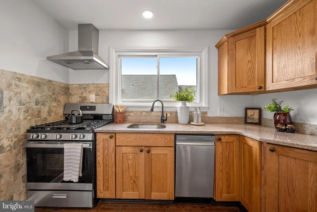 Photo of 210 4TH AVENUE