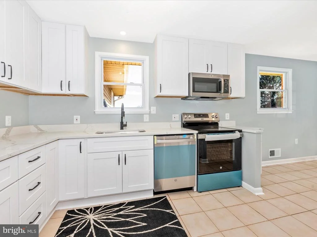 Photo of 15224 GANLEY ROAD