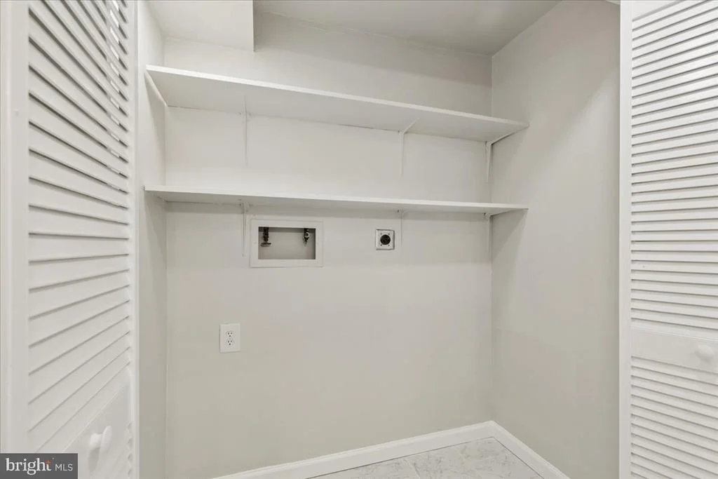 Photo of 5614 DANIEL CIRCLE