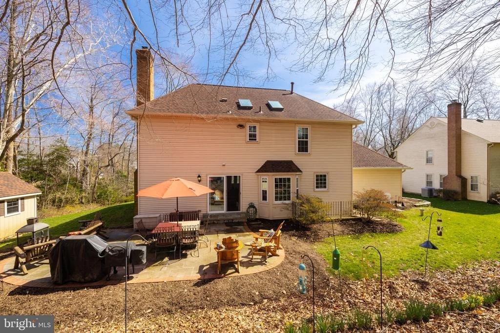 Photo of 7736 HUNTSMAN BOULEVARD